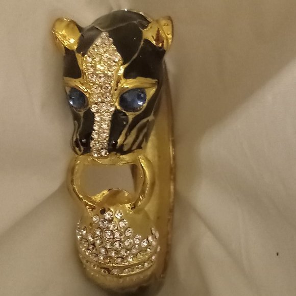 Kenneth Jay Lane KJL gold black crystal enamel animal bracelet as new - Picture 4 of 6